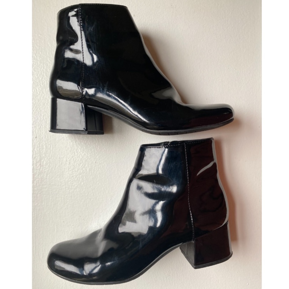 Kenneth Cole Reaction Black Patent Leather Booties